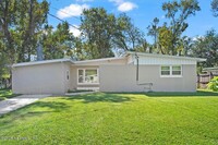 Building Photo - 7038 Deauville Rd