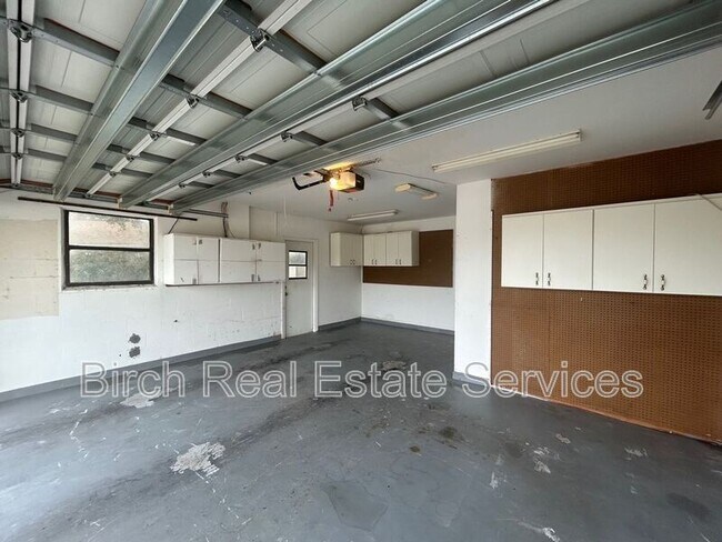 Building Photo - 2419 Mondale Ct