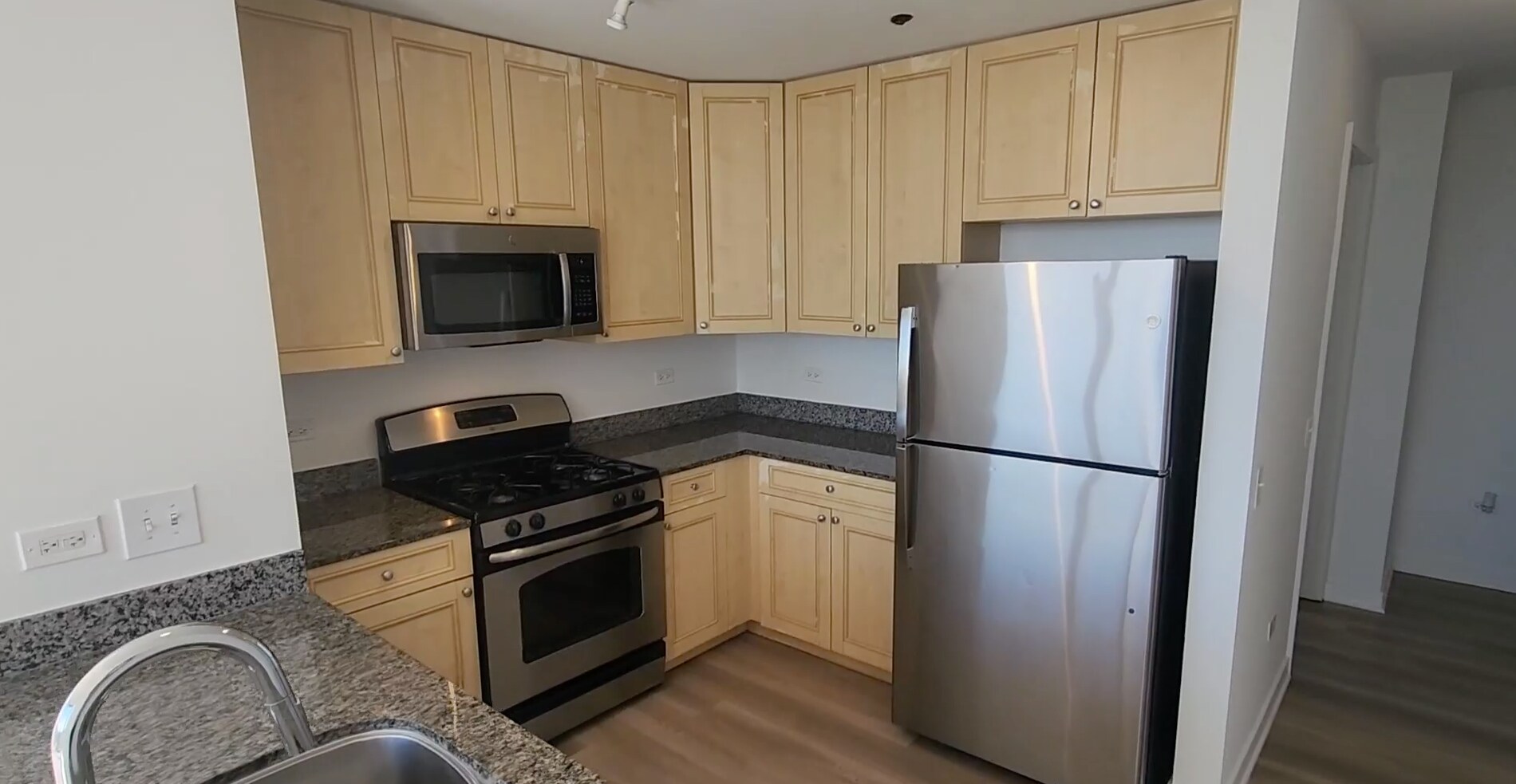 Building Photo - 111 W Polk St