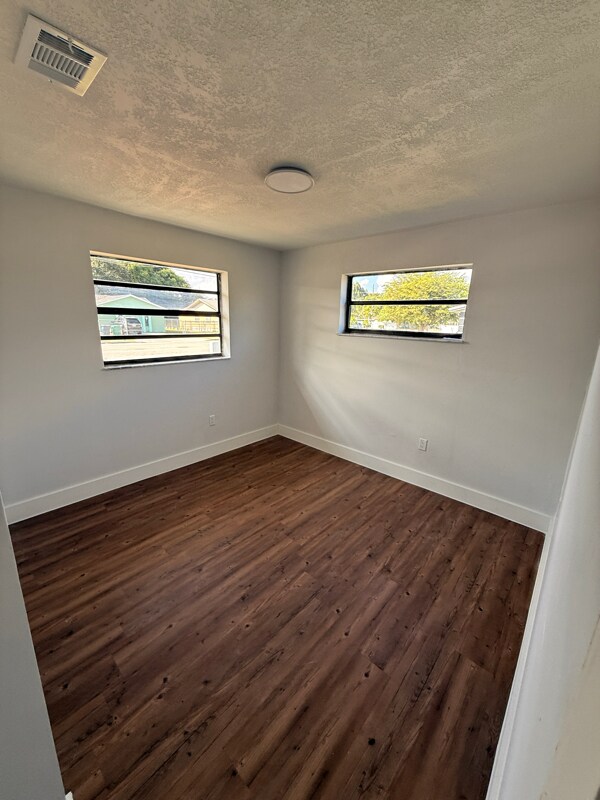 Building Photo - 17855 SW 105th Ave