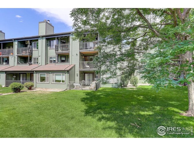 Building Photo - 4990 Meredith Way