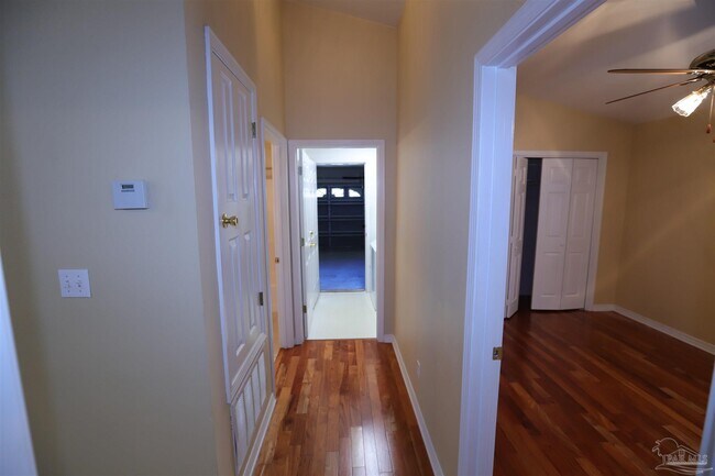 Building Photo - 9955 Rail Cir