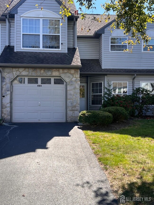 Building Photo - 404 Draco Rd