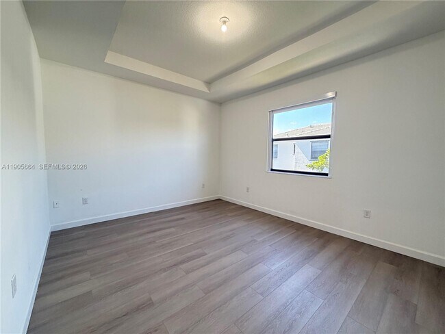 Building Photo - 28622 SW 133rd Ct