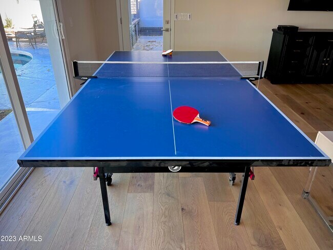 Building Photo - 3318 E Onyx Ave