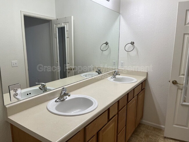 Building Photo - 2929 W 119th Ave