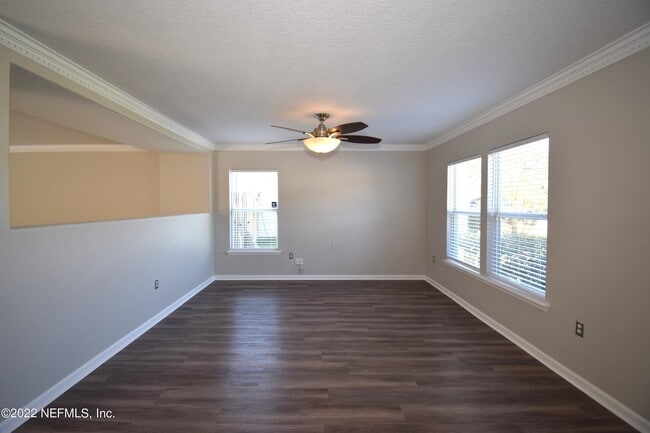 Building Photo - 1210 Dawn Creek Ct