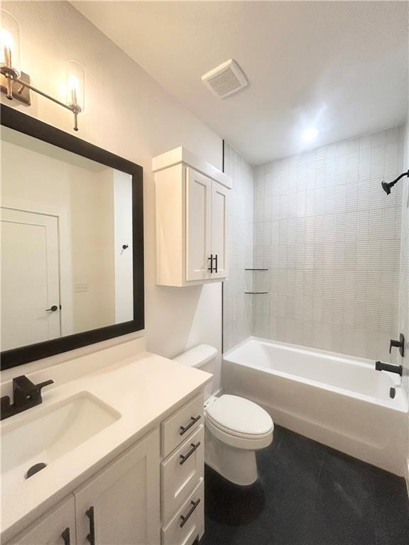 Building Photo - 32 Coalburn Dr