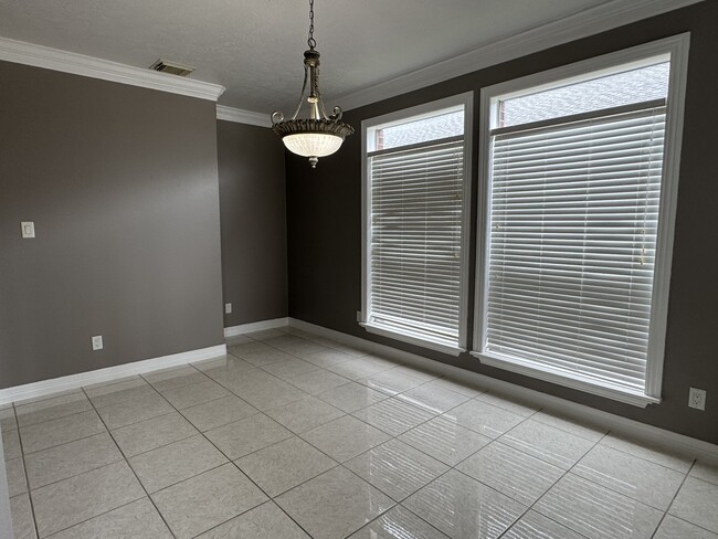 Building Photo - 15314 Carsen Bend Dr