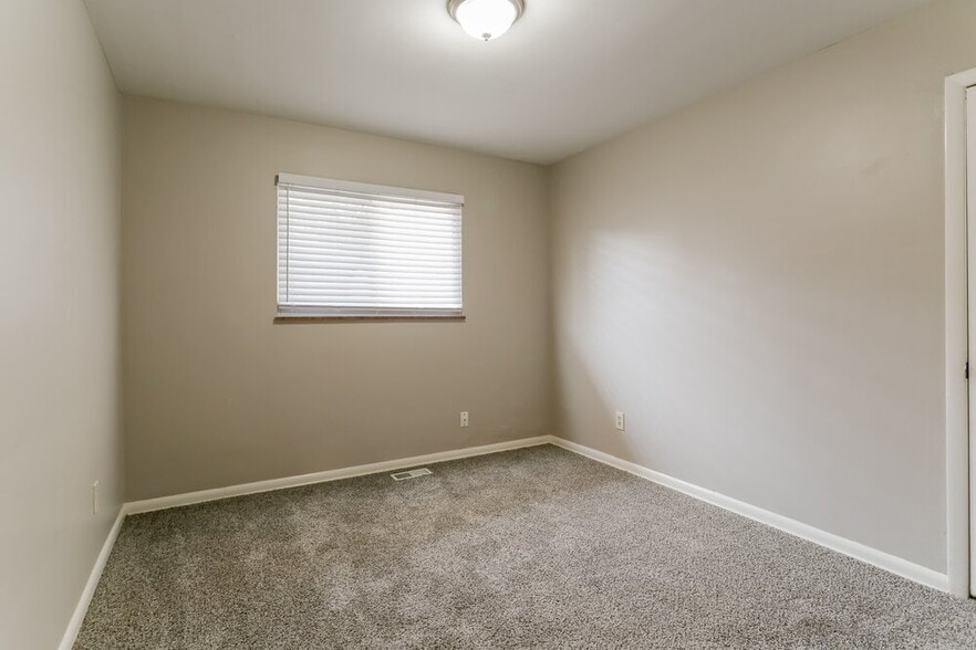 Building Photo - 53 Fernhill Ave