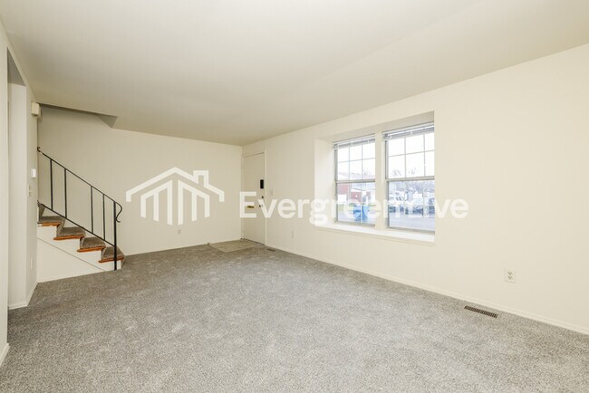 Building Photo - 7560 Mt Hood