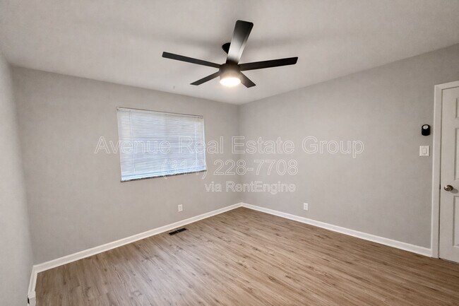 Building Photo - 15 Jeanette Dr