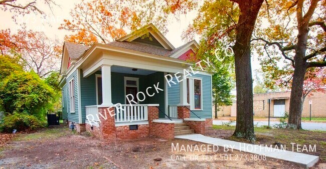 Primary Photo - 1523 Marshall St