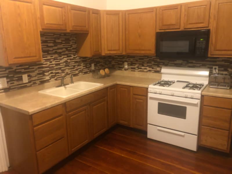 Building Photo - 35 River St