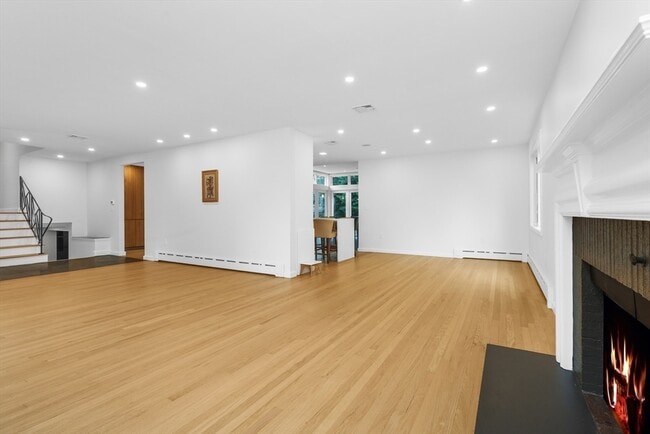 Building Photo - 18 Mignon Rd