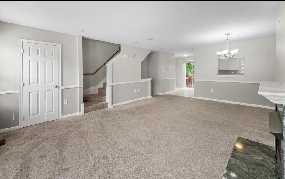 Building Photo - 7016 Migliori Ct