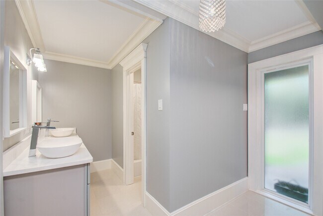 Building Photo - 14611 Bramblewood Dr