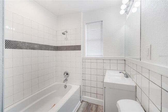 Building Photo - 1159 Engman St