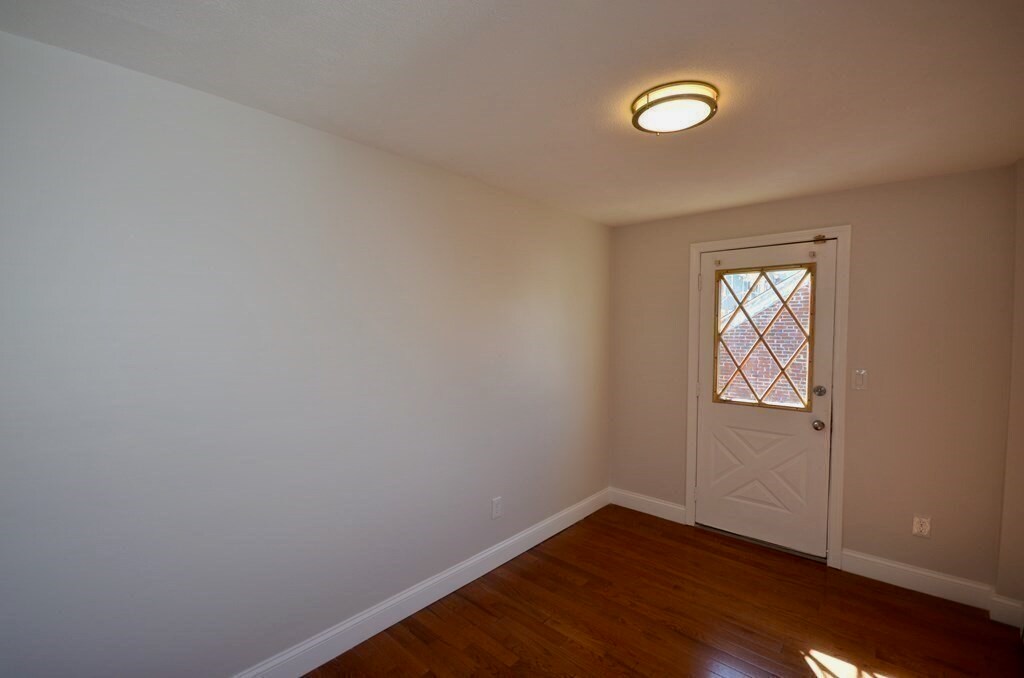 Building Photo - 349 Sumner St