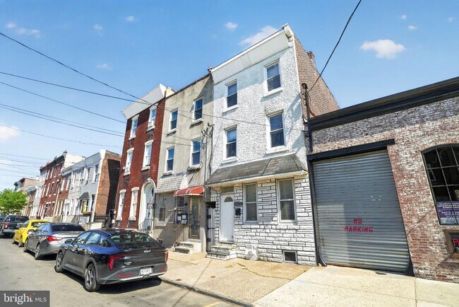 Building Photo - 2623 Emerald St
