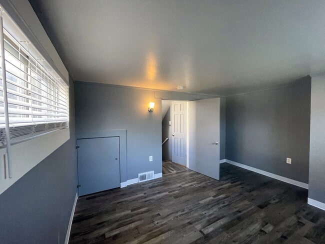 Building Photo - 3137 Maize Rd