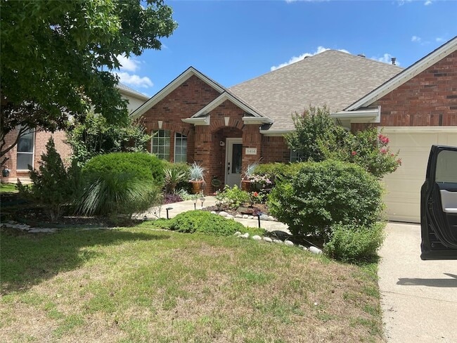 Building Photo - 5414 Plantation Ln