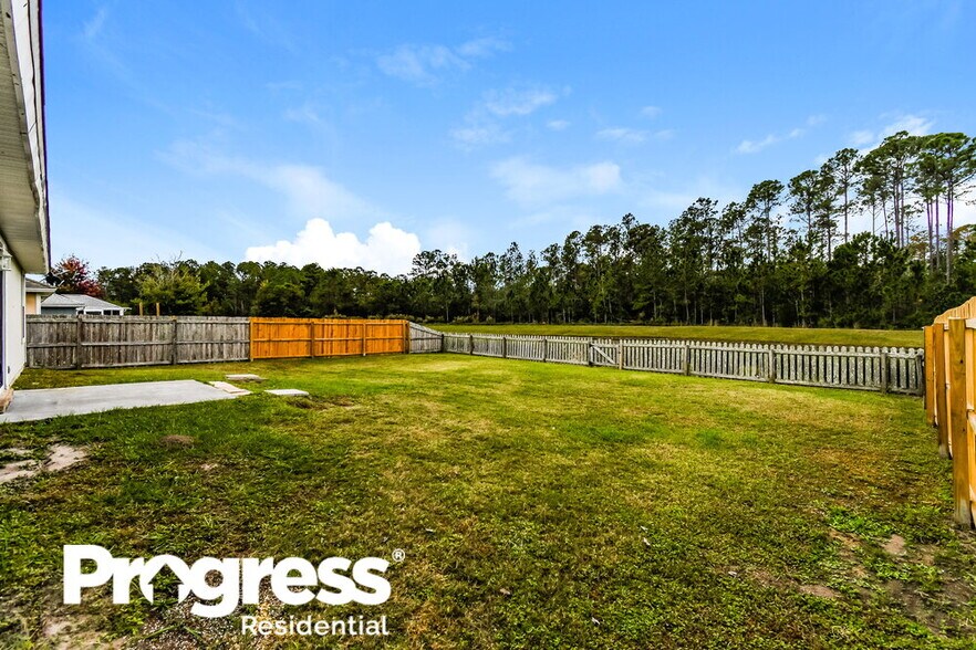 Building Photo - 3664 Arava Dr