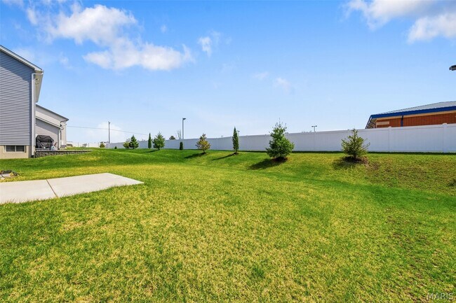 Building Photo - 106 Sommerset Ct