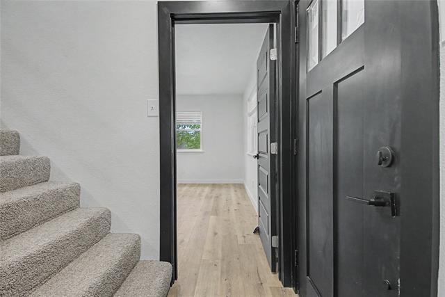 Building Photo - 502 Rogers Way