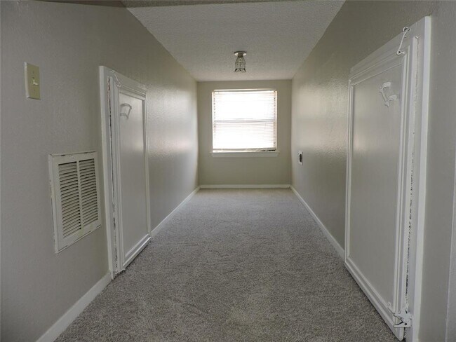 Building Photo - 8509 Fathom Cir