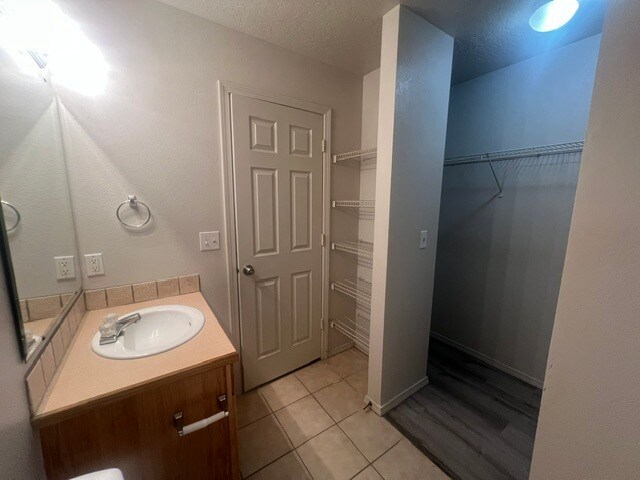 Building Photo - Newley Updated 3bed 2bath In West Nampa
