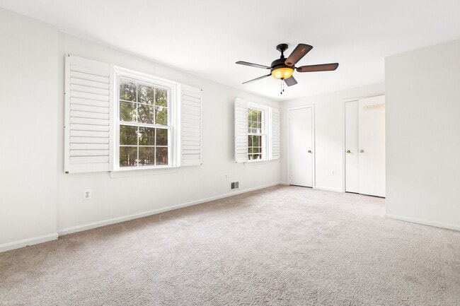 Building Photo - 4432 Longworthe Sq