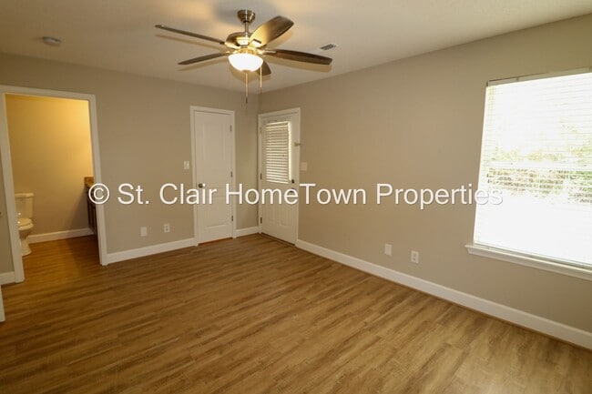 Building Photo - Located in Lincoln, AL. -Close to Town and the Honda Plant