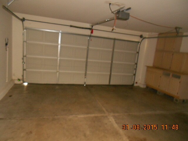 Building Photo - 10333 Hunters Meadow Ave