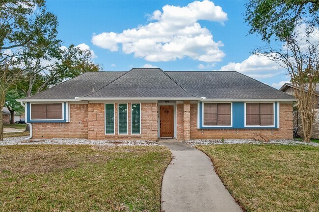 Building Photo - 15734 Pagehurst Dr