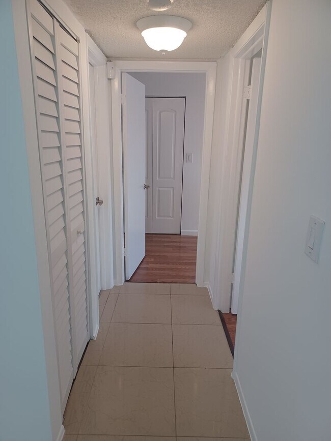 Building Photo - 15500 SW 80th St