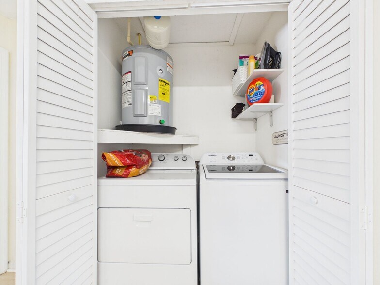 Laundry - 1411 E 109th Ave