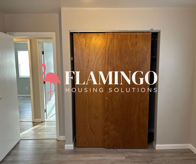 Building Photo - 1196 Bellbrook Ave