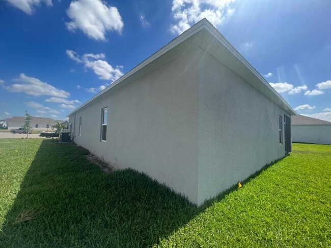 Building Photo - 8808 Cascade Price Cir