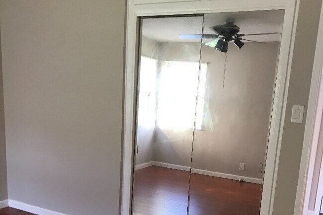 Bedroom - 722 Raleigh St