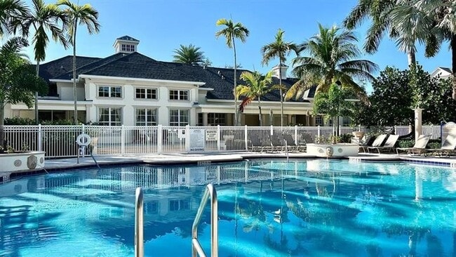 Building Photo - 224 Murcia Dr