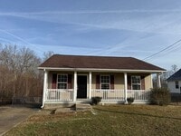 Building Photo - Lovely 3 Bedroom 2 Full Bath Home with? Large Deck & Fenced in Back?yard!