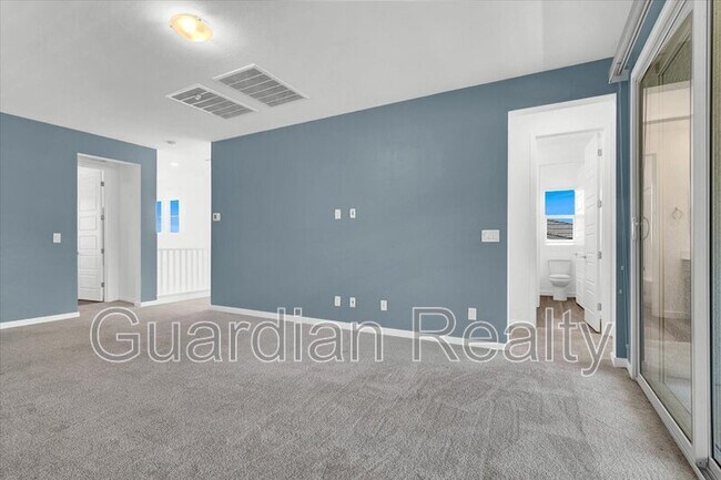 Building Photo - 755 Tallgrass St