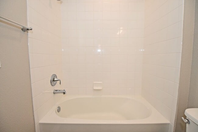 Building Photo - 12163 Water Poppy Ct