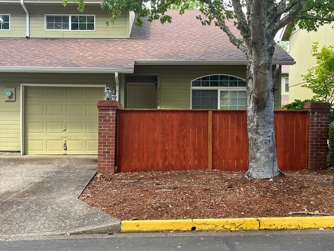 Primary Photo - (BRO) 2 Bedroom/2 Bathroom with a Loft