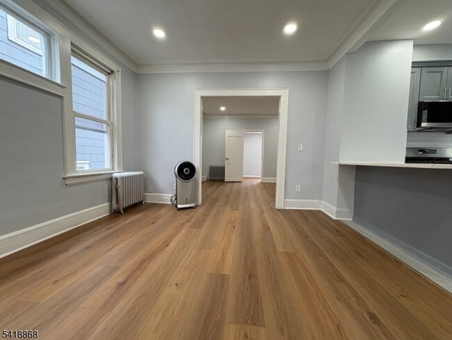 Building Photo - 16 Jacoby St