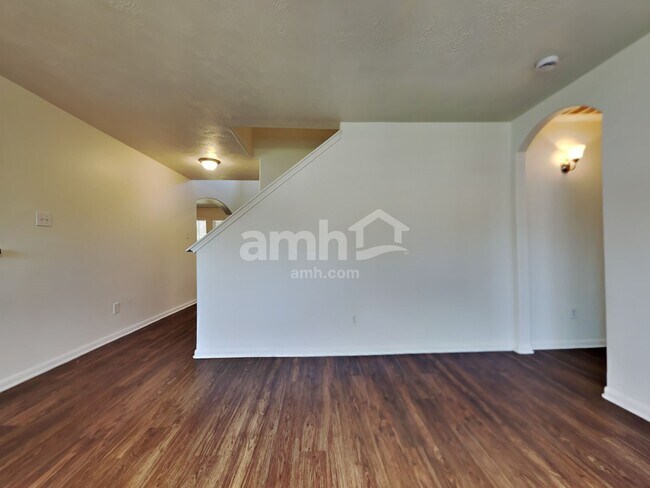 Building Photo - 2602 Daryns Landing Dr