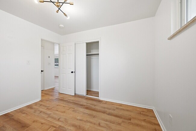Building Photo - $2,795.95- 4 Bed, 2 Bath Home in Arvada with In-Unit Laundry and Fenced Yard!