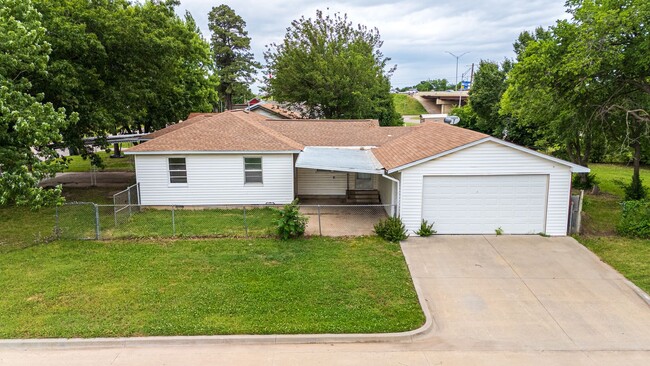 Building Photo - Moore Rent to Own Home!