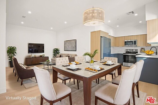 Primary Photo - 1709 Burnside Ave